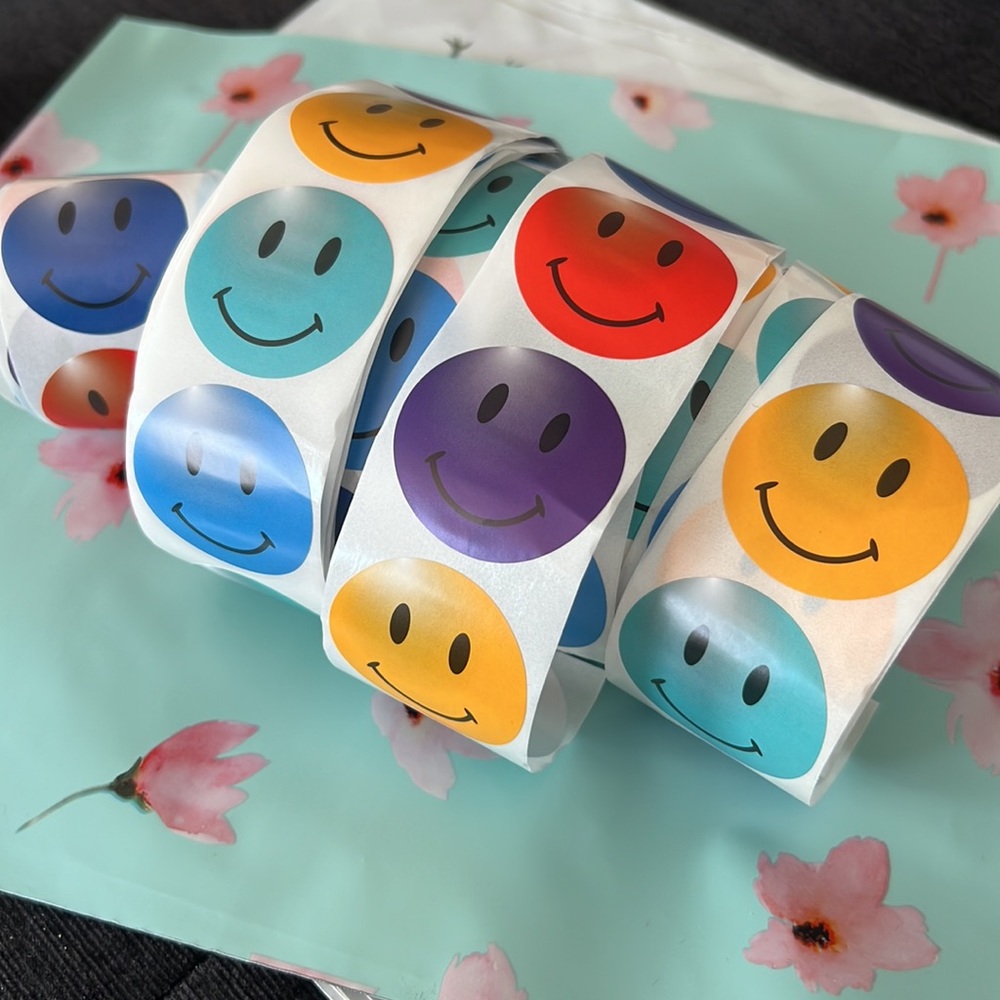120 pcs 1.5" Smiley Stickers Smile Stickers Mixed 6 Colors